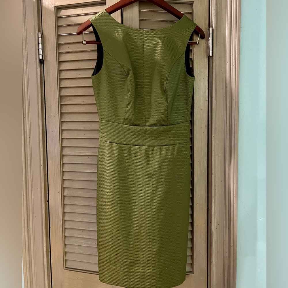 Ben Sherman Textured Deep V Back Sheath Mini Dress in Green Size M